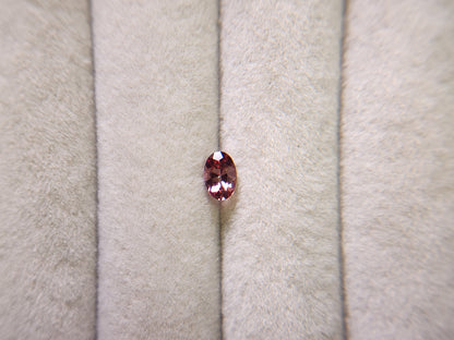 0152-3-7　バイカラーアンデシン　0.42ct