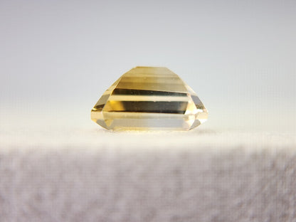0365-4-26　バイカラーシトリン　2.22ct