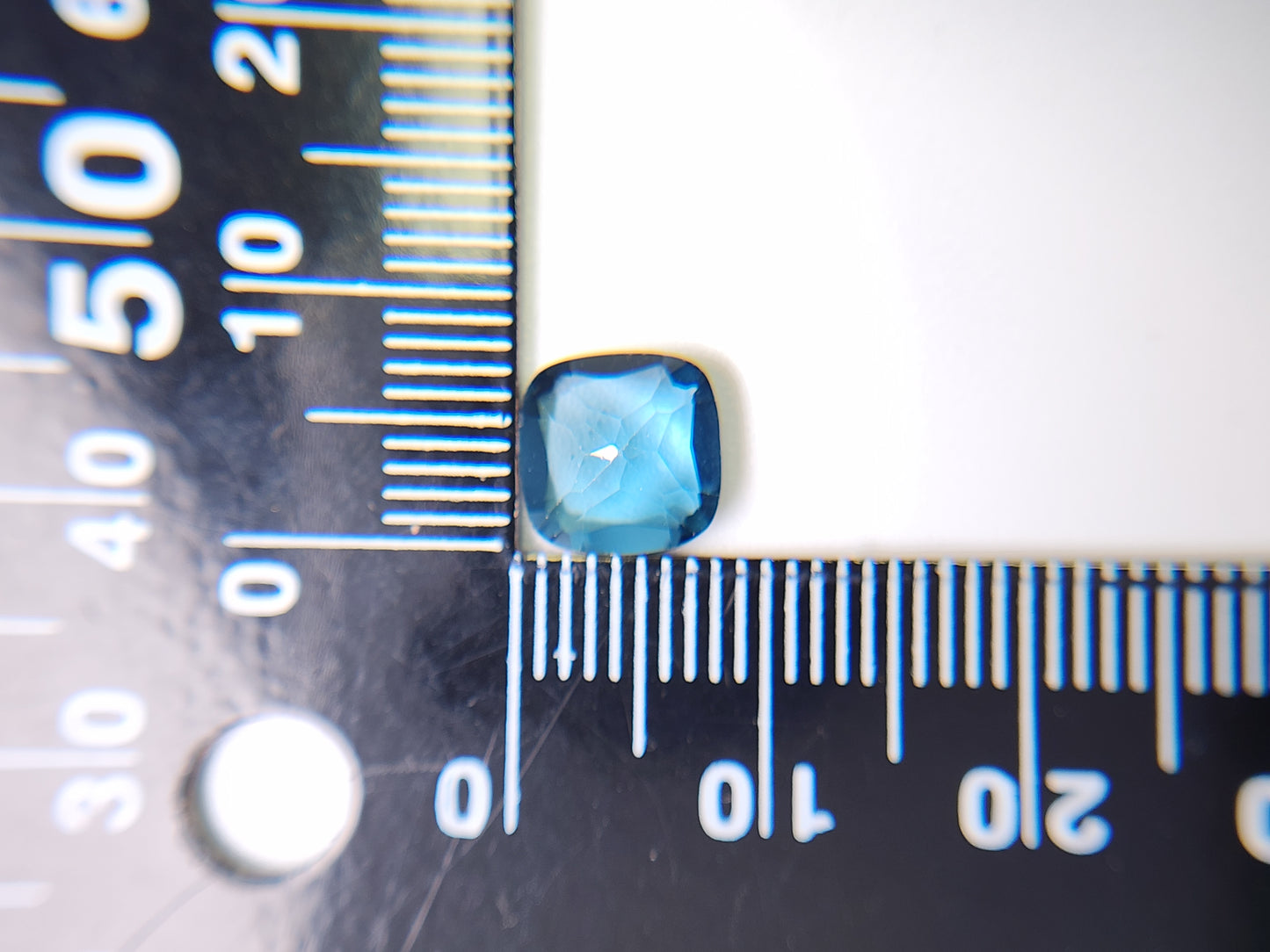 0931-5　ロンドンブルートパーズ　2.59ct