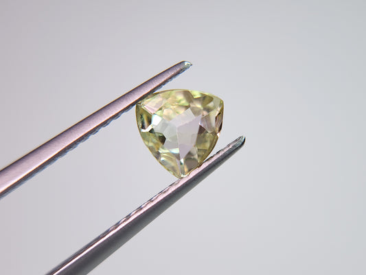 0649-3　ゾイサイト　0.65ct