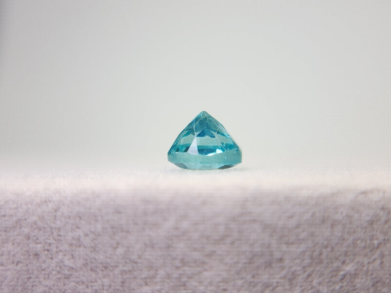 0471-10　アパタイト　0.74ct