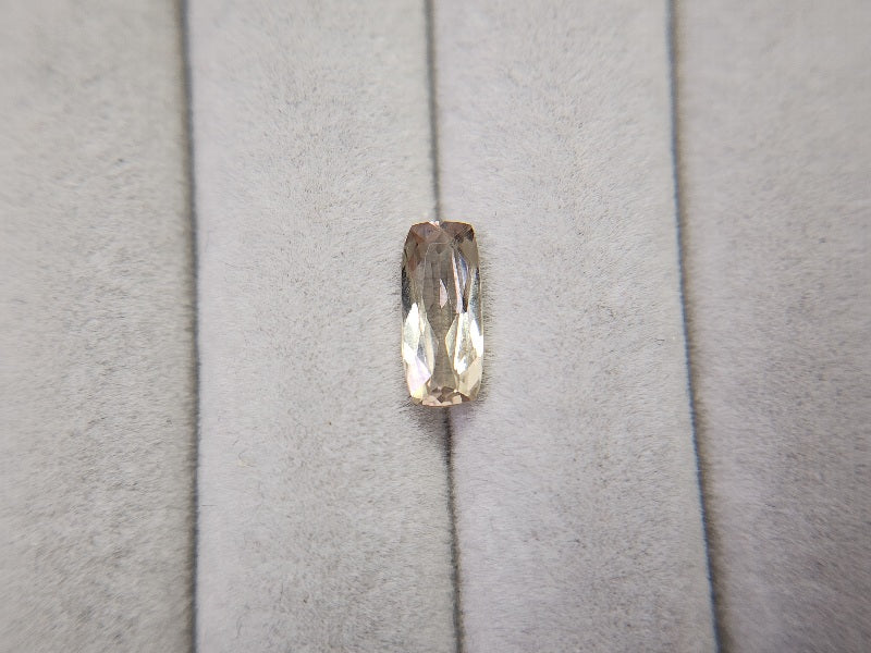 0951-3　ズルタナイト　1.38ct