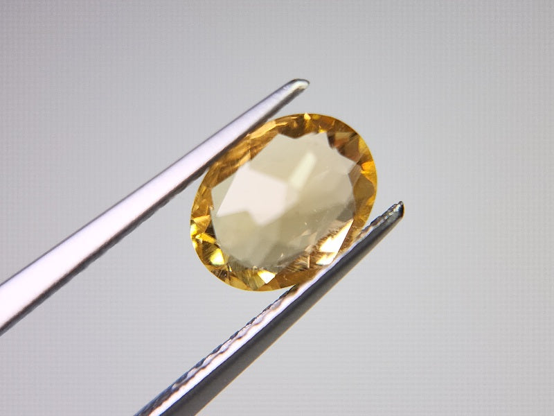 yeBE-3　イエローベリル　0.96ct