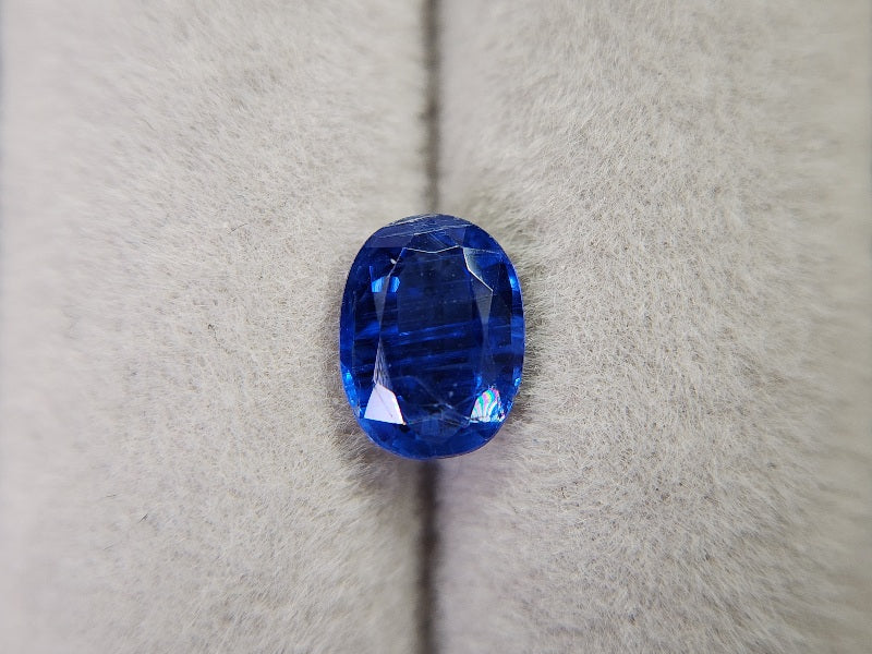 0942-1  カイヤナイト  1.68ct