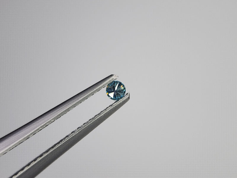 0015-3-3　ブルーダイヤモンド(トリートメント)　0.06ct