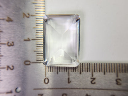 SUI-6　水晶　23.95ct
