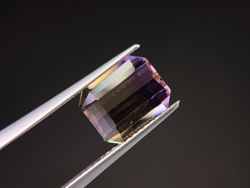 AMT-12　アメトリン　3.08ct