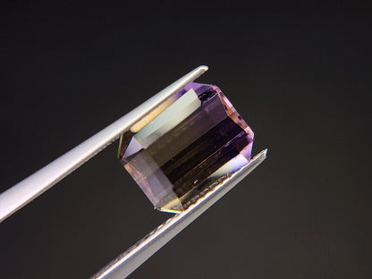 AMT-12　アメトリン　3.08ct