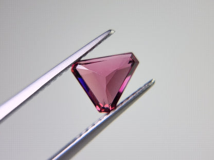 RDGA-13　ロードライトガーネット　1.27ct