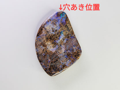 0903-5　ボルダーオパール（穴あき）　53.41ct