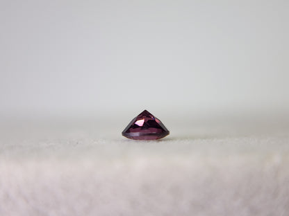 0823-9　スピネル　0.27ct