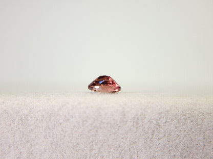 0935-7　ピンクジルコン　0.44ct