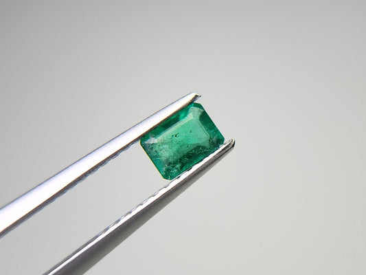 0001-2-2　エメラルド　0.32ct