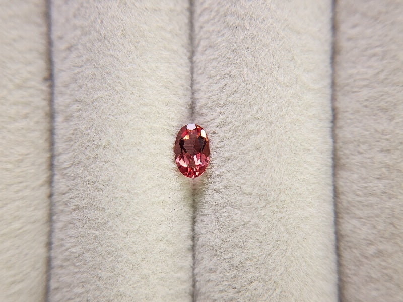 0152-1-40　バイカラーアンデシン　0.34ct
