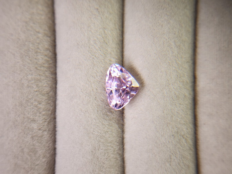 0874-23 クンツァイト 2.71ct