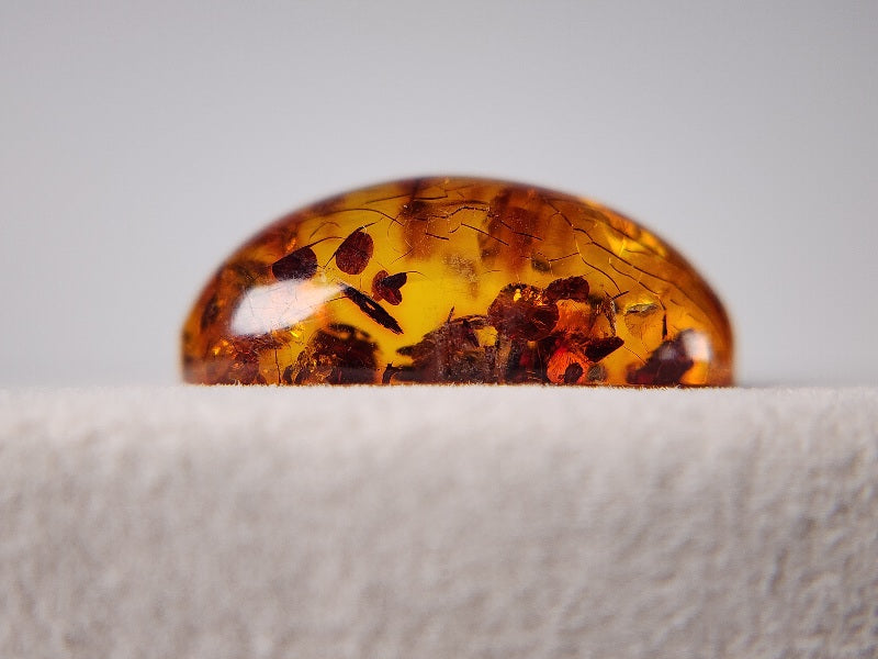 0038-2　琥珀　8.97ct