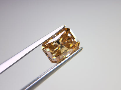 brMOI-2　合成ブラウンモアッサナイト　0.96ct