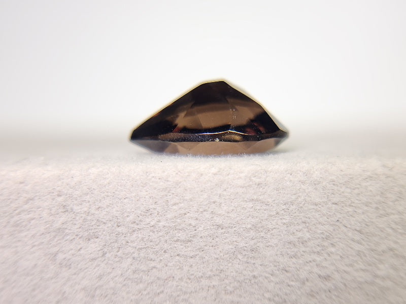 SMQ-19　スモーキークォーツ　3.11ct
