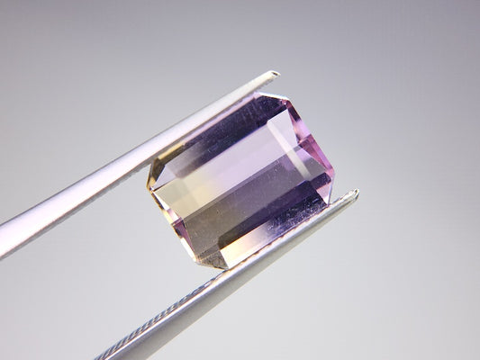 AMT-13　アメトリン　2.89ct