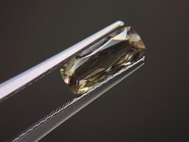 0951-3　ズルタナイト　1.38ct