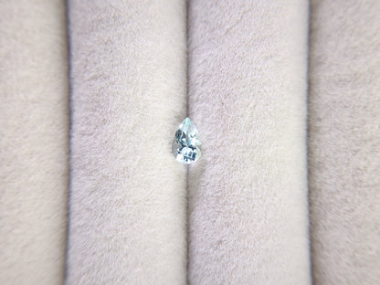 0878-2-9　グリーンベリル　0.36ct