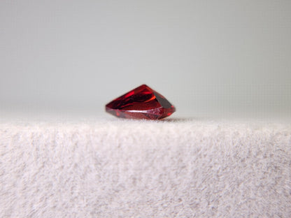 0910-1-9　ガーネット　1.11ct