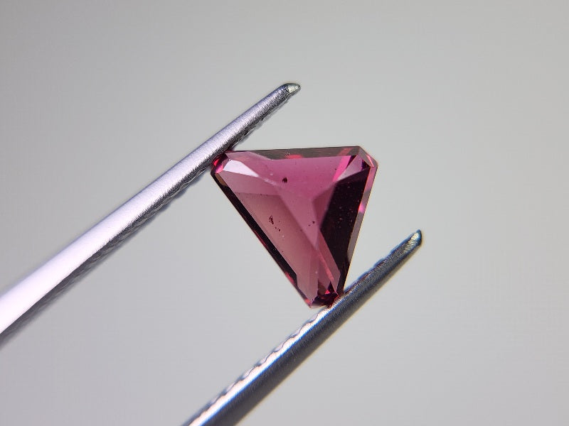 RDGA-12　ロードライトガーネット　1.30ct