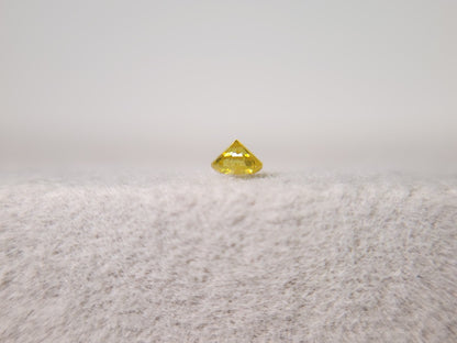 yeDM-7　イエローダイヤモンド　0.07ct