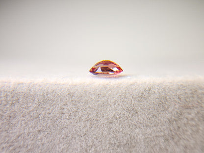 0152-1-8　バイカラーアンデシン　0.36ct