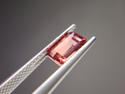 0151-3-4　バイカラーアンデシン　1.01ct