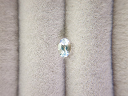 0760-1　アンデシンラブラドライト　0.56ct