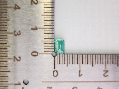 EM-6　エメラルド(ザンビア産)　0.61ct