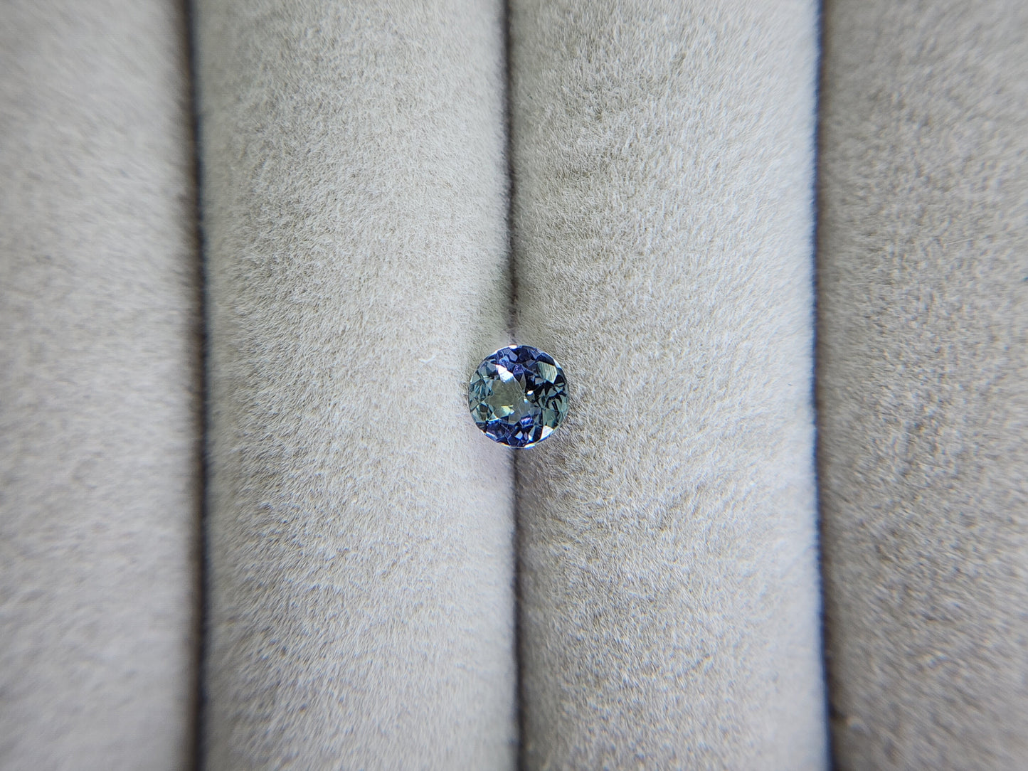 0659-3　ゾイサイト　0.48ct