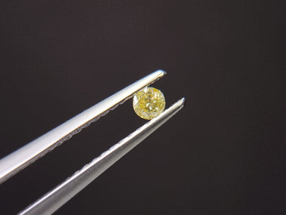 yeDM-6　イエローダイヤモンド　0.07ct