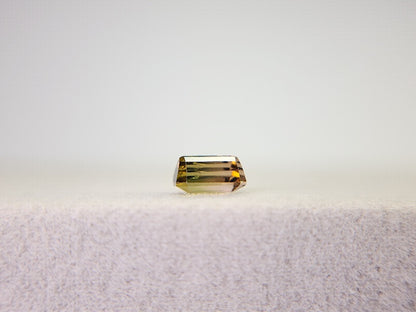 0879-30  トルマリン  0.72ct