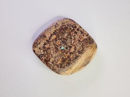 0903-4　ボルダーオパール（穴あき）　28.84ct