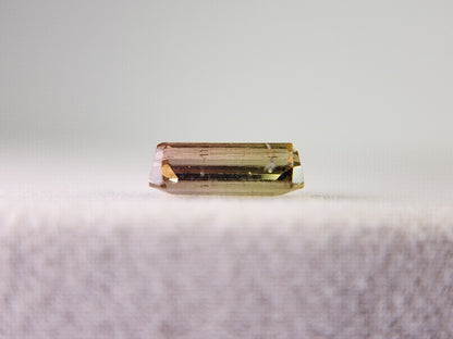 bc-TRM-2　バイカラートルマリン　0.76ct