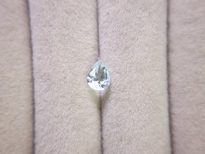 0008-4　アクアマリン　ペアシェイプ　0.54ct