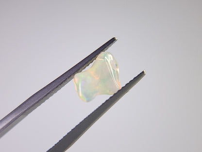 0914-9　さざれオパール（穴あき）　0.95ct