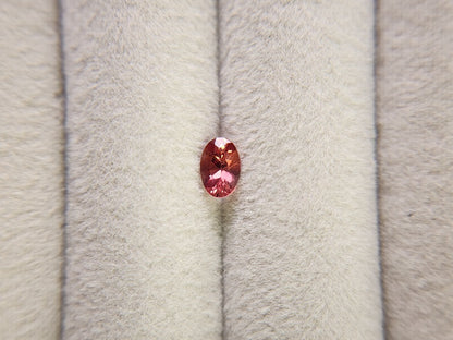 0152-1-33　バイカラーアンデシン　0.35ct
