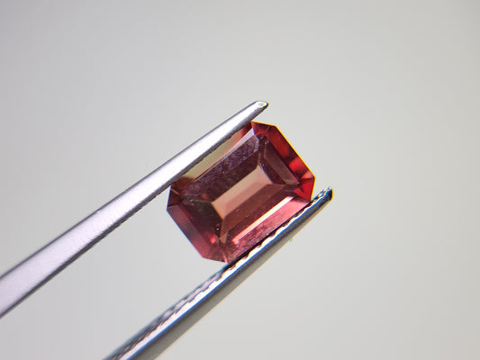0151-3-3　バイカラーアンデシン　1.03ct