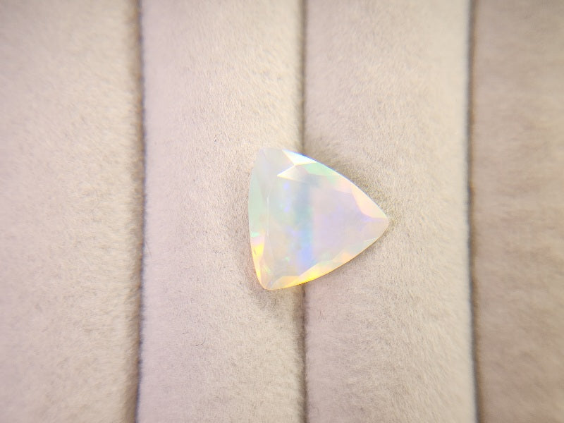 0916-34　オパール　2.61ct