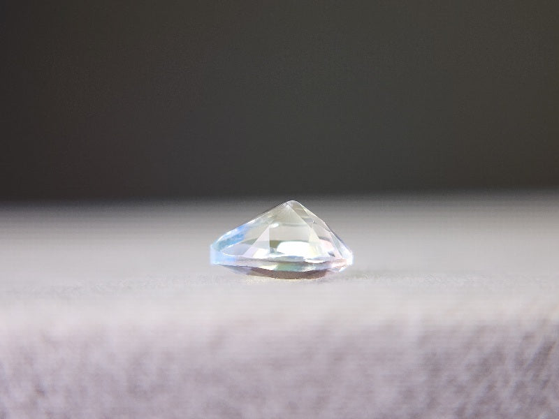 0762-10　アンデシンラブラドライト　0.43ct