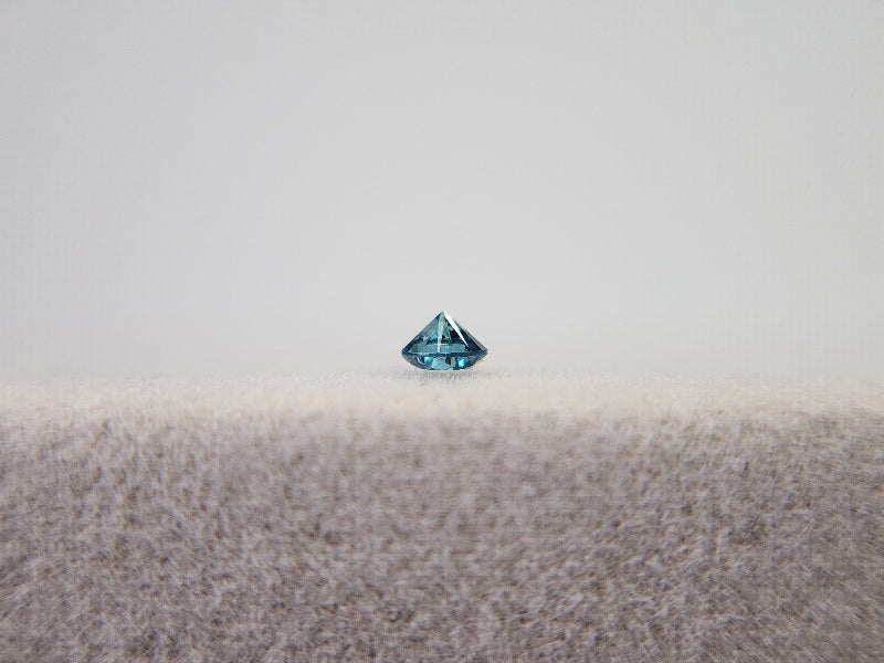 0015-3-6　ブルーダイヤモンド(トリートメント)　0.05ct