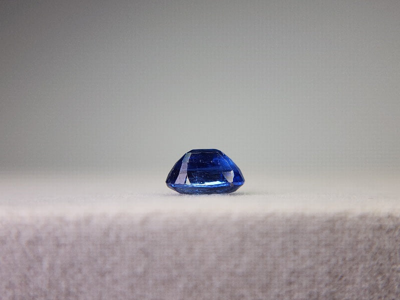 0035-1-36　カイヤナイト　1.23ct