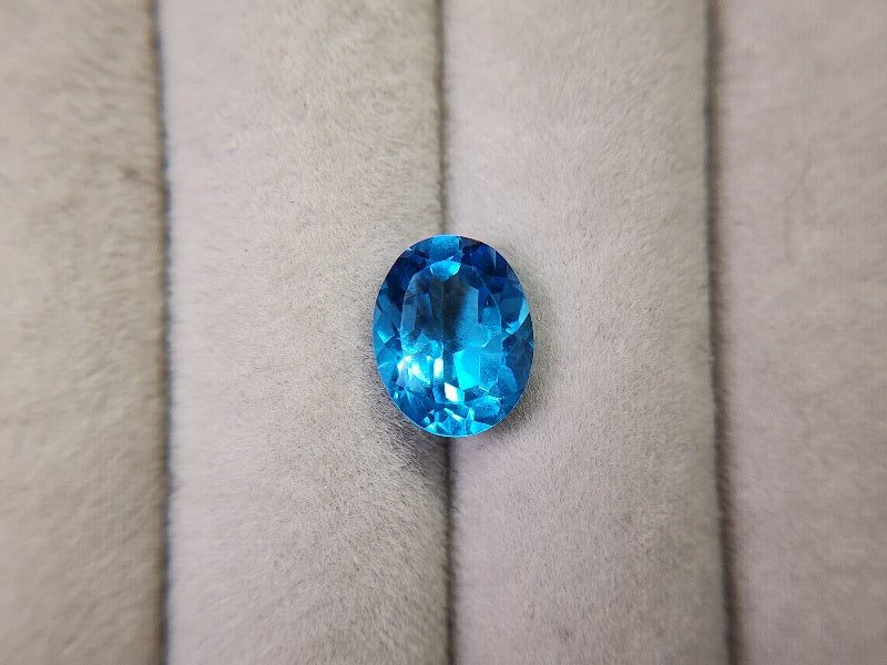bl-TO-3　ブルートパーズ　3.92ct