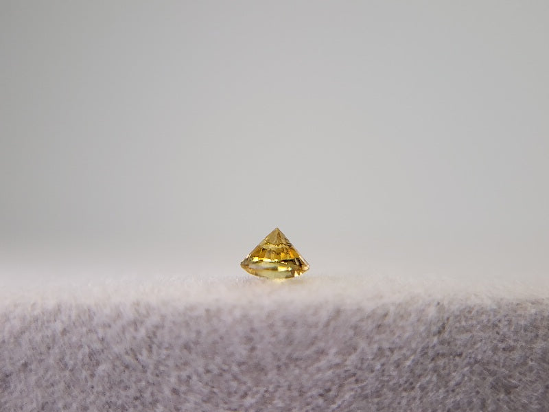 0090-26　モンタナサファイア　0.14ct