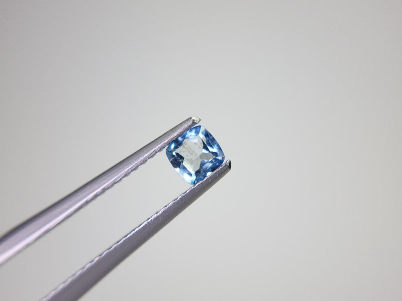 0008-15　アクアマリン　0.32ct