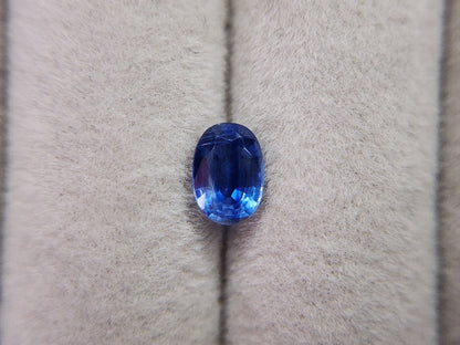 0942-18  カイヤナイト  1.07ct