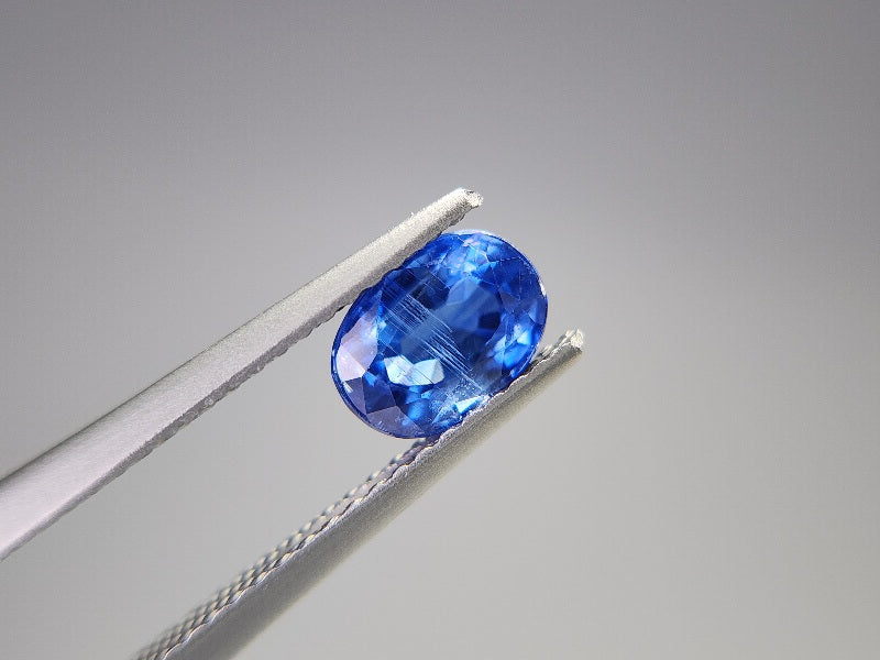 0942-4  カイヤナイト  1.26ct